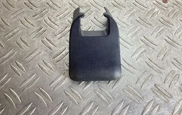 Lexus RX 450H Rear seat rail trim cover 7215748130