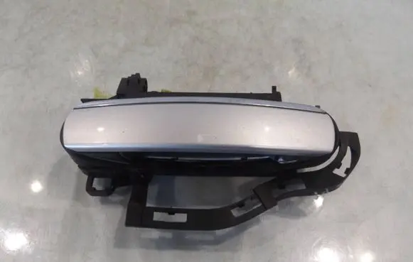 Audi A6 S6 C6 4F Rear door exterior handle 