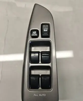 Toyota Land Cruiser (J120) Electric window control switch 8404060010 514569 514874