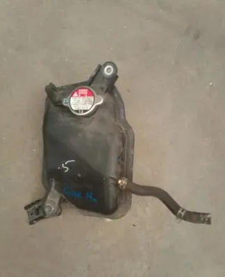 Honda Civic IX Coolant expansion tank/reservoir