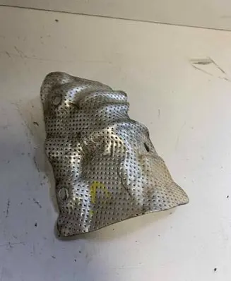 Volvo V70 Heat shield in engine bay 30777164 30777164AE
