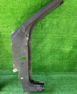 Dodge RAM Sill