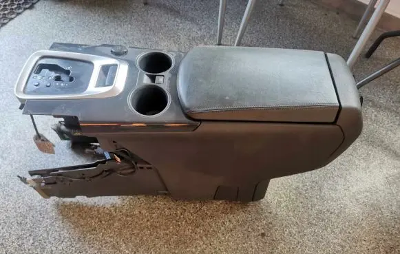 Peugeot 3008 I Center console