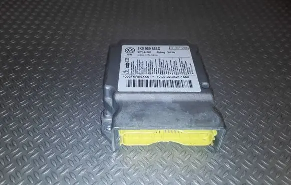 Volkswagen Golf VI Airbag control unit/module 5K0959655D