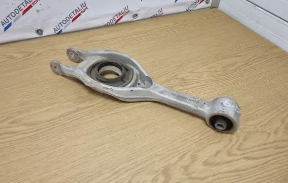Hyundai i40 Rear upper control arm/wishbone 