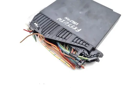 Chrysler Crossfire Central body control module A1938200426