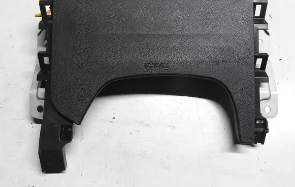 Mitsubishi ASX Knee airbag 7030A241