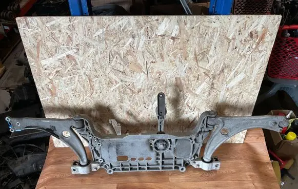 Volkswagen PASSAT B6 Front subframe 3C0199369F