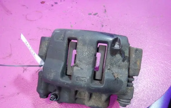Renault Master II Front brake caliper