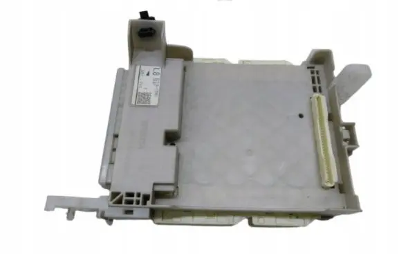 Toyota Yaris High voltage junction box 8273052M81