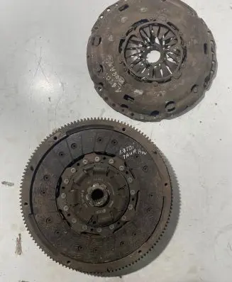 Volkswagen PASSAT B8 Clutch set kit 022141031S