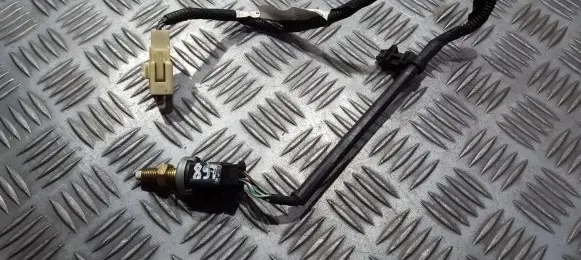 Toyota Corolla E120 E130 Sensor 8222302060 82223-02060