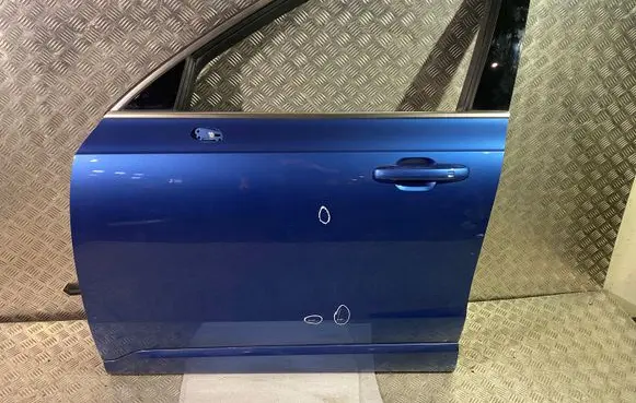 Volvo XC90 Front door
