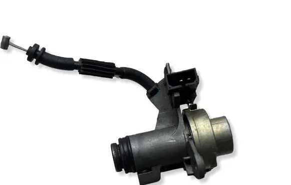 Audi A4 S4 B6 8E 8H Tailgate exterior lock 8E0827573