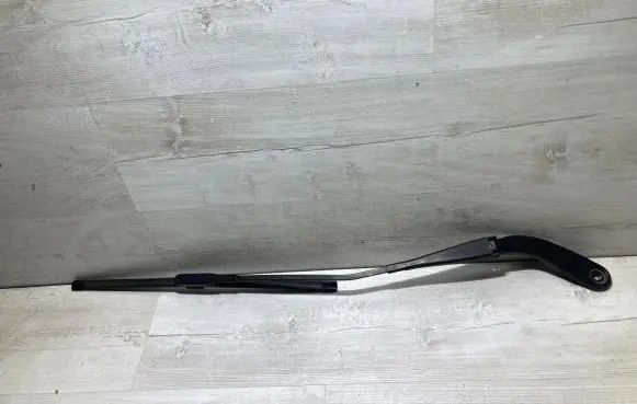 BMW 1 F20 F21 Front wiper blade arm 7239520