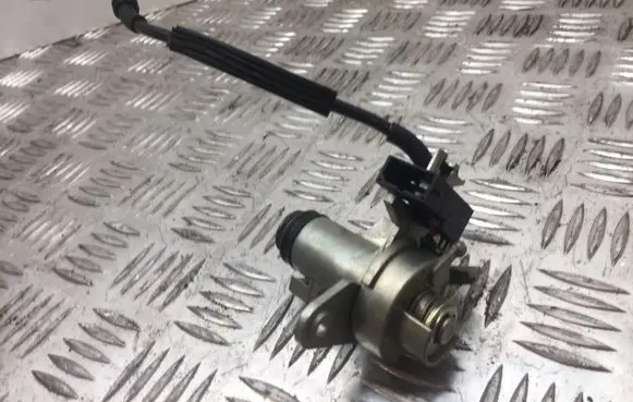 Audi A6 S6 C6 4F Tailgate exterior lock 8E0827573 864
