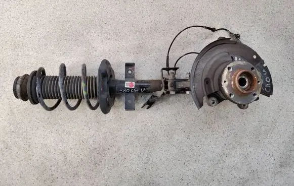 Renault Clio V Front wheel hub spindle knuckle 