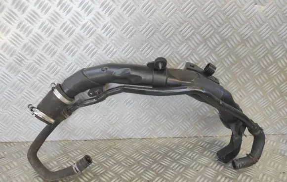 Volkswagen Golf VI Intercooler hose/pipe 5N0145840K