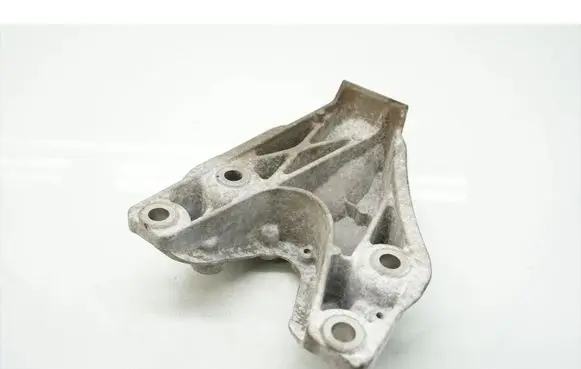 BMW X5 G05 Engine mounting bracket 6789093