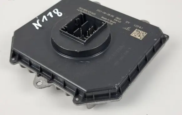 Maserati Levante LED ballast control module 503959321505 20210628DG 10EEG190018