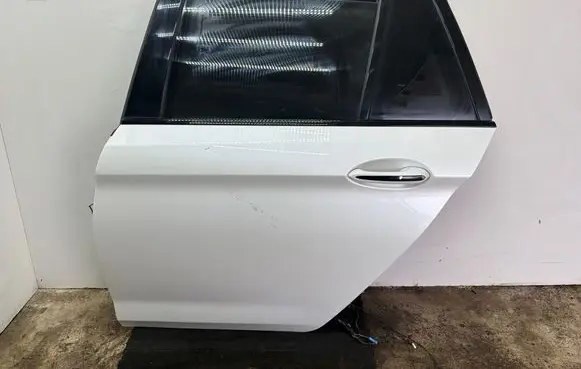 BMW 5 G30 G31 G38 Rear door 