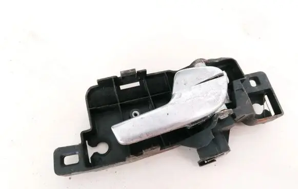 Rear door interior handle