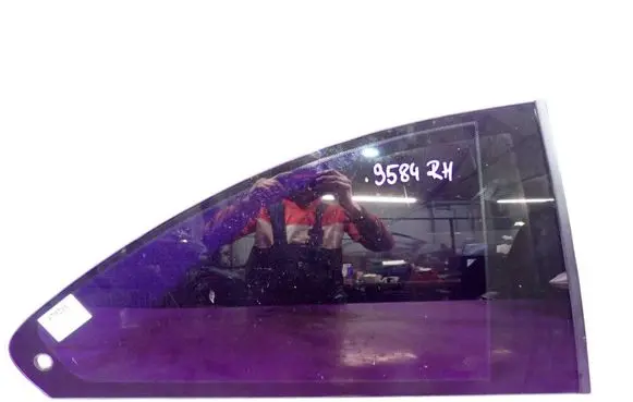 BMW 3 E36 Rear side window