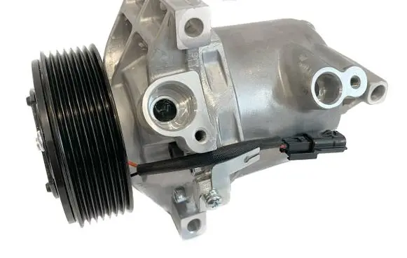 Renault Sandero I Air conditioning (A/C) compressor (pump) 926005689R 9260000Q0F 926008116R