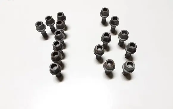 Nissan Juke II F16 Nuts/bolts