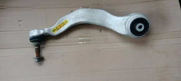 BMW 5 G30 G31 Front control arm 6861158