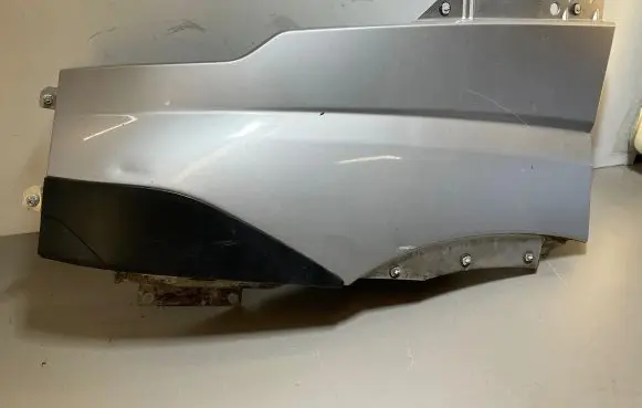 Iveco Daily 6th gen Fender