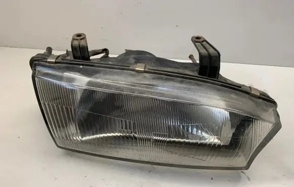 Subaru Legacy Headlight/headlamp 100-20580