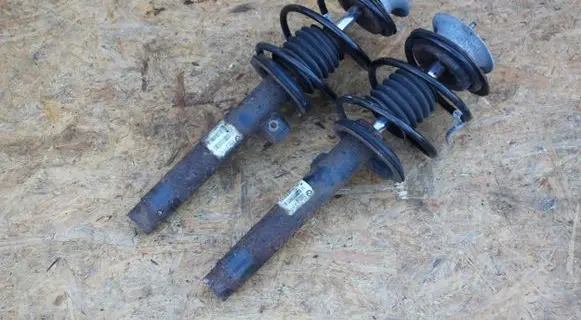 BMW Z4 E85 E86 Front shock absorber with coil spring 6770344