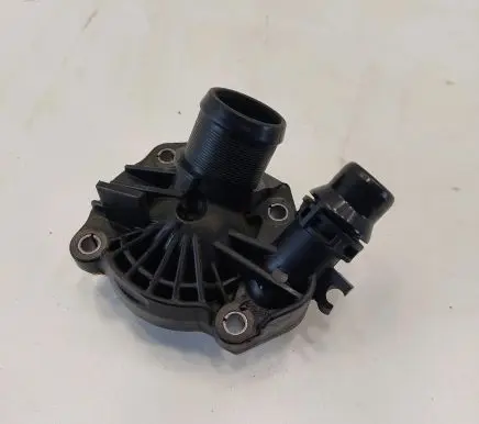 Mini Clubman F54 Thermostat housing 6875632