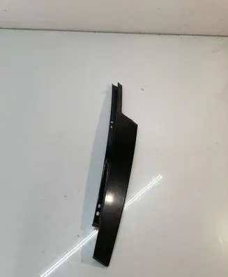 BMW 7 F01 F02 F03 F04 Door glass trim 7185226