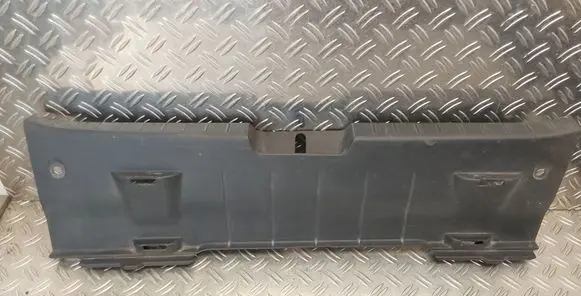 Toyota Yaris Trunk/boot sill cover protection 647160D020