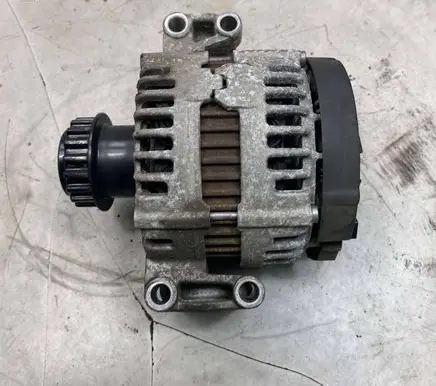 Volvo XC60 Generator/alternator 6G9N10300LA 0121615011