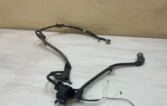 Toyota C-HR I Rear ABS sensor wiring 890C0F4090