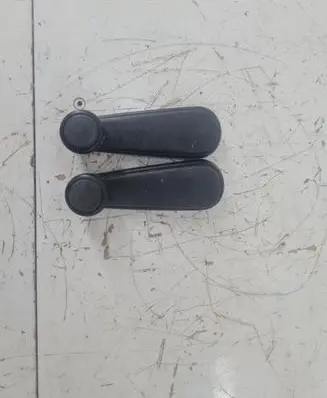Volkswagen Jetta II Front door window winding handle 191837575