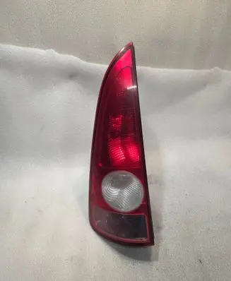 Renault Espace IV Rear/tail lights 8200027153