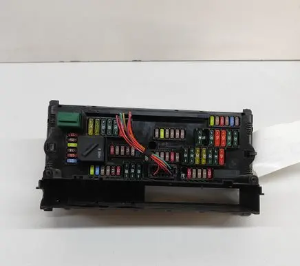 BMW 5 F10 F11 Fuse module 9252815