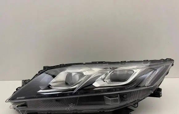 Mitsubishi Eclipse Cross Headlight/headlamp 8301d681