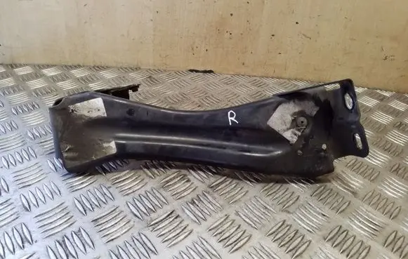 Audi TT TTS Mk2 Fender mounting bracket