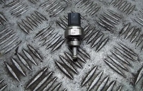 Exhaust gas pressure sensor