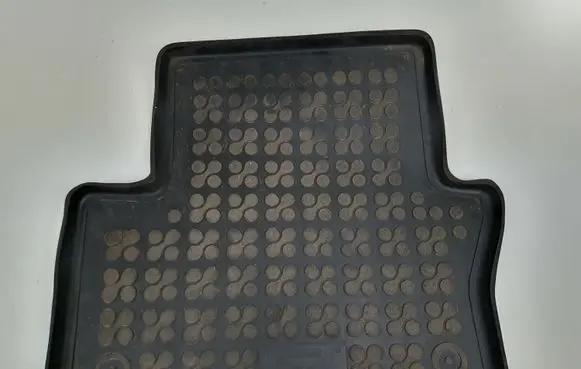 Opel Zafira B Rear floor mat 