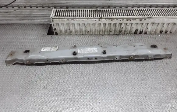 Mitsubishi Grandis Top upper radiator support slam panel