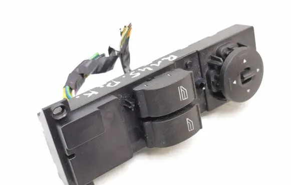 Ford Focus Electric window control switch 7M5T14529 03168080
