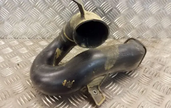 Toyota Corolla E140 E150 Air intake hose/pipe 1775226030 1775126050