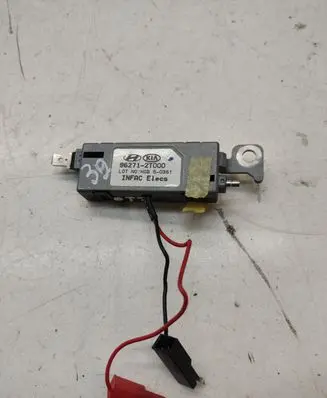 KIA Optima Aerial antenna amplifier 962712T000