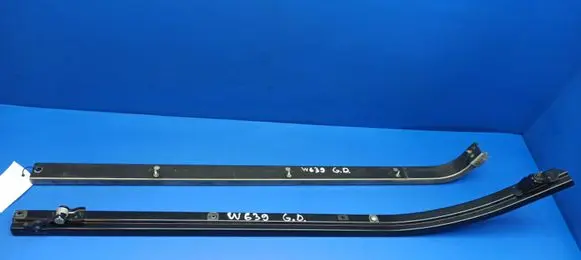 Mercedes-Benz Vito Viano W639 Door glass rail A6397660500